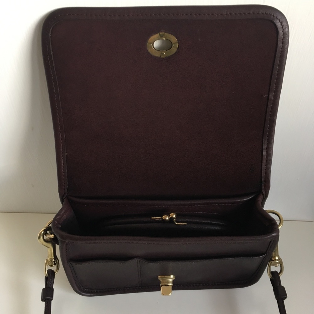 Vintage Coach Shoulder Purse Kisslock Dinky Bag
